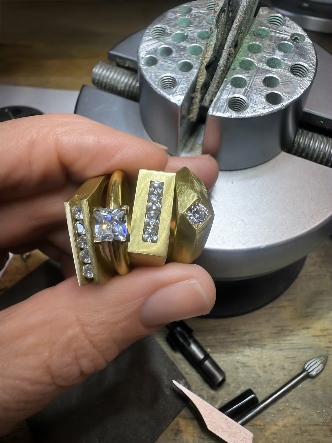 New Approach School for Jewelers - Advanced Stone Setting