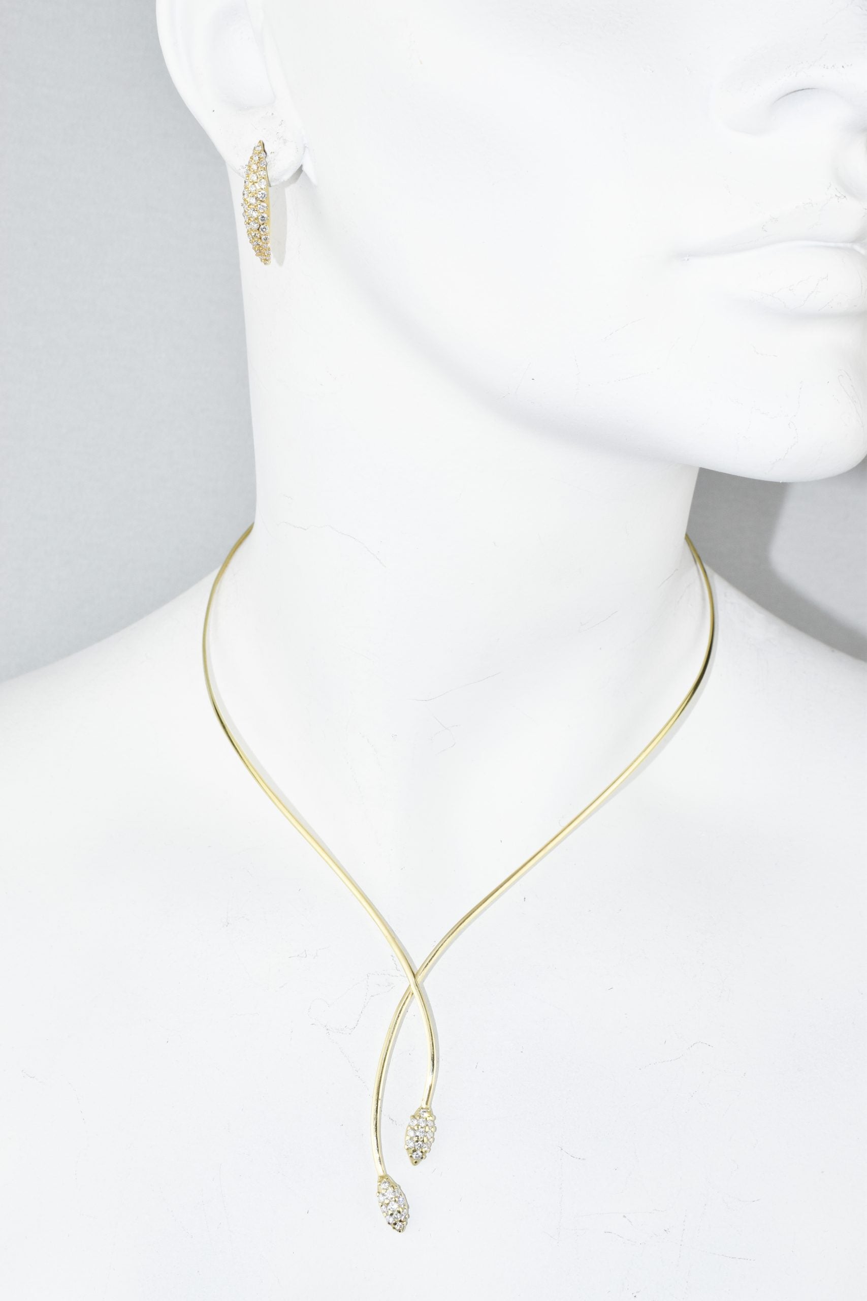 Twist necklace and Pod pave set